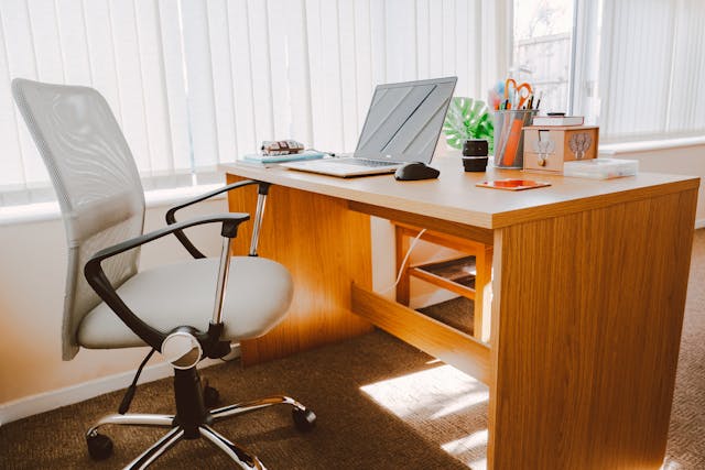 Dit is hoe je de beste bureaustoel aanbieding kunt vinden zonder in te leveren op ergonomie